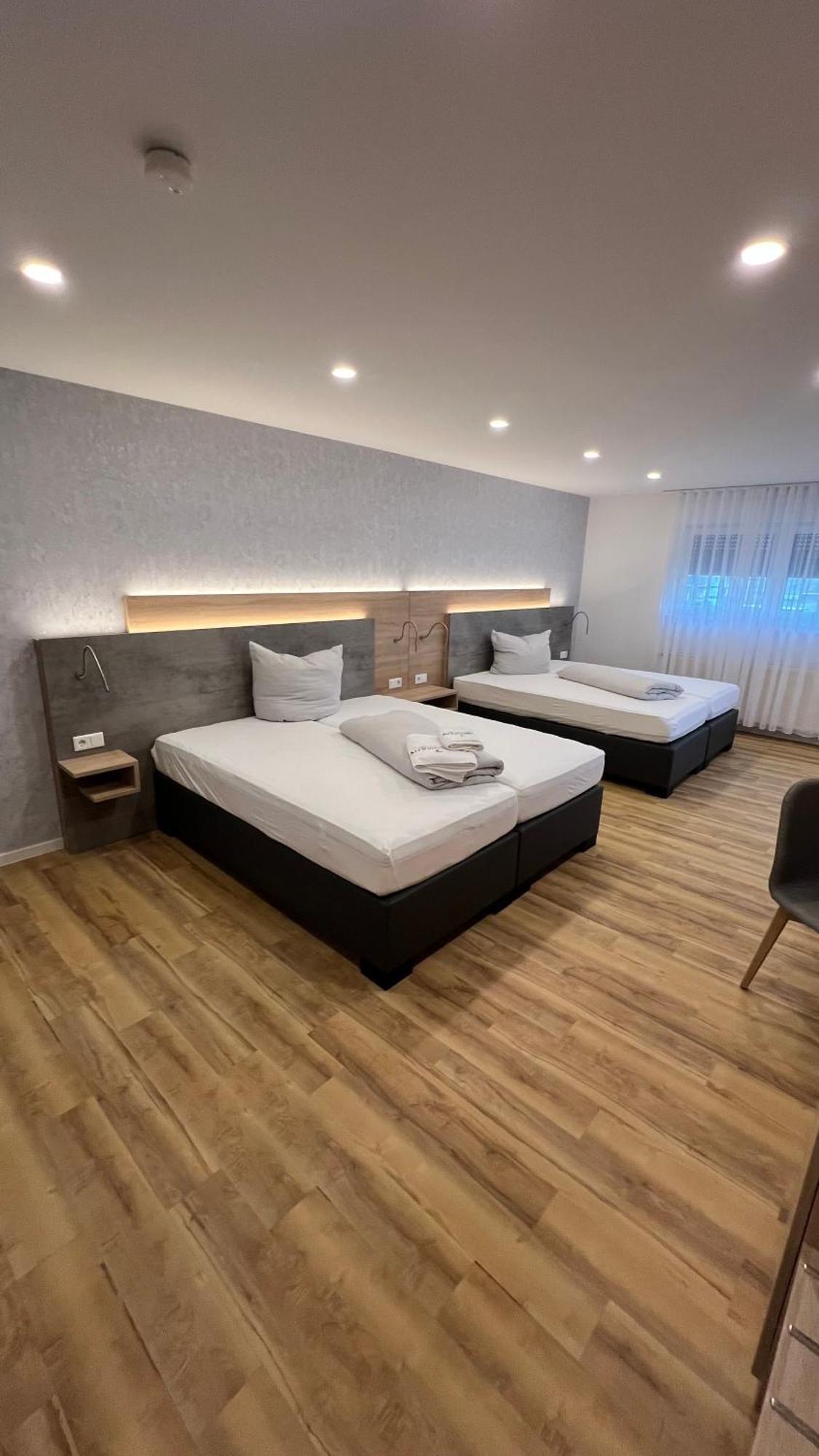 Hotel & Restaurant Am Kirschberg Alten Buseck 外观 照片