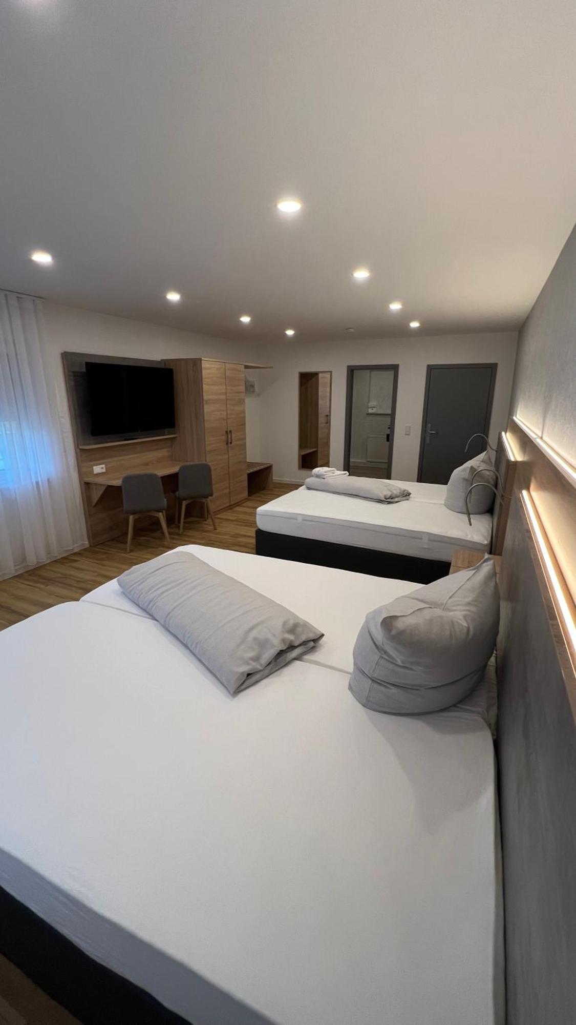 Hotel & Restaurant Am Kirschberg Alten Buseck 外观 照片