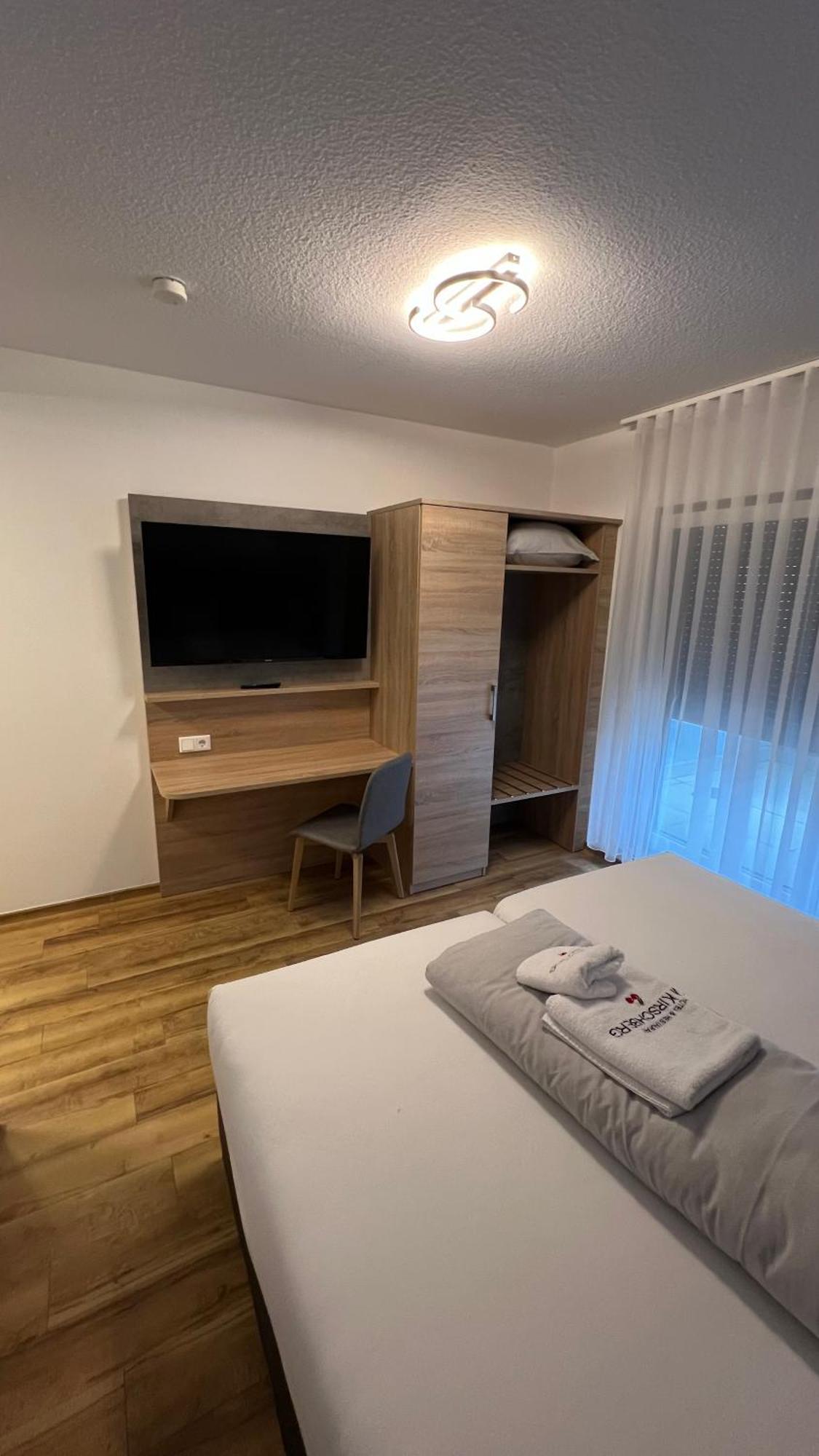 Hotel & Restaurant Am Kirschberg Alten Buseck 外观 照片