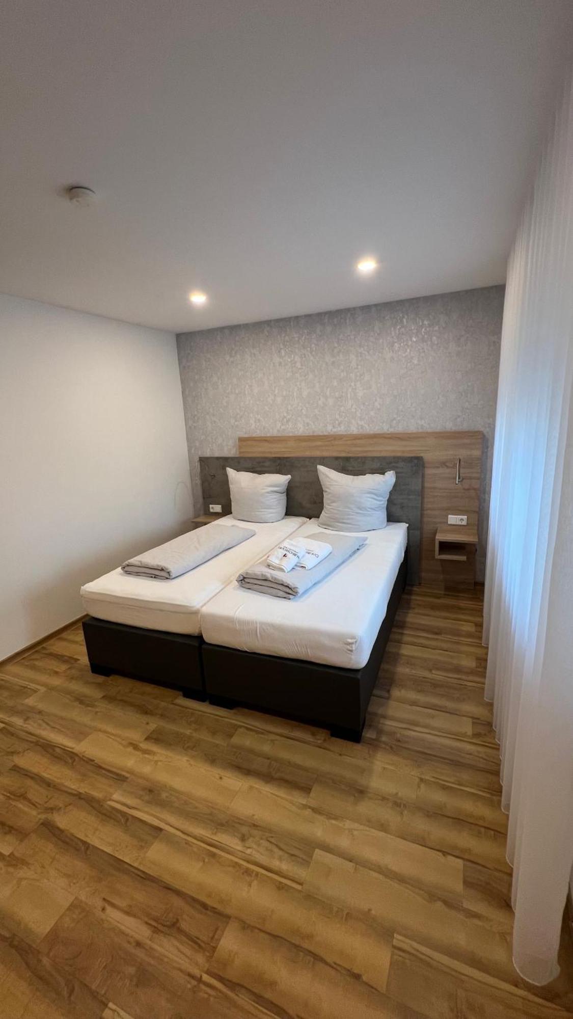 Hotel & Restaurant Am Kirschberg Alten Buseck 外观 照片