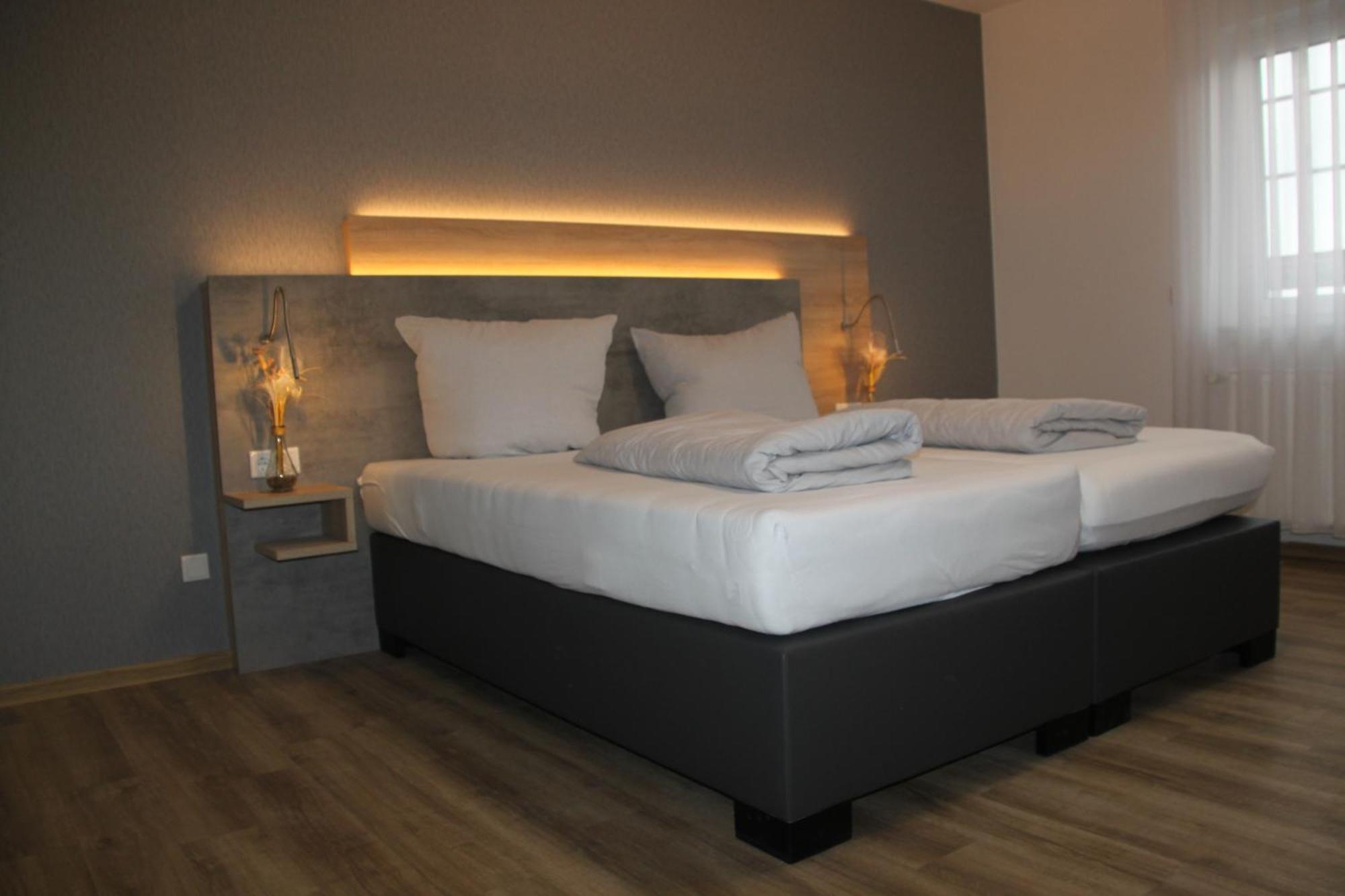Hotel & Restaurant Am Kirschberg Alten Buseck 外观 照片