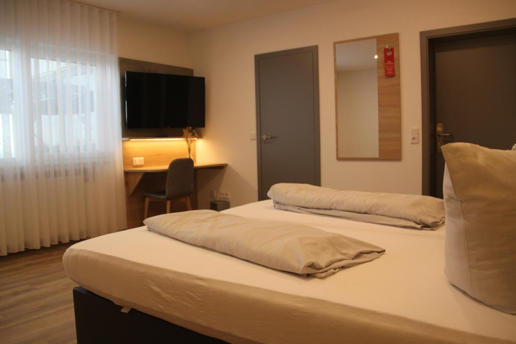 Hotel & Restaurant Am Kirschberg Alten Buseck 外观 照片