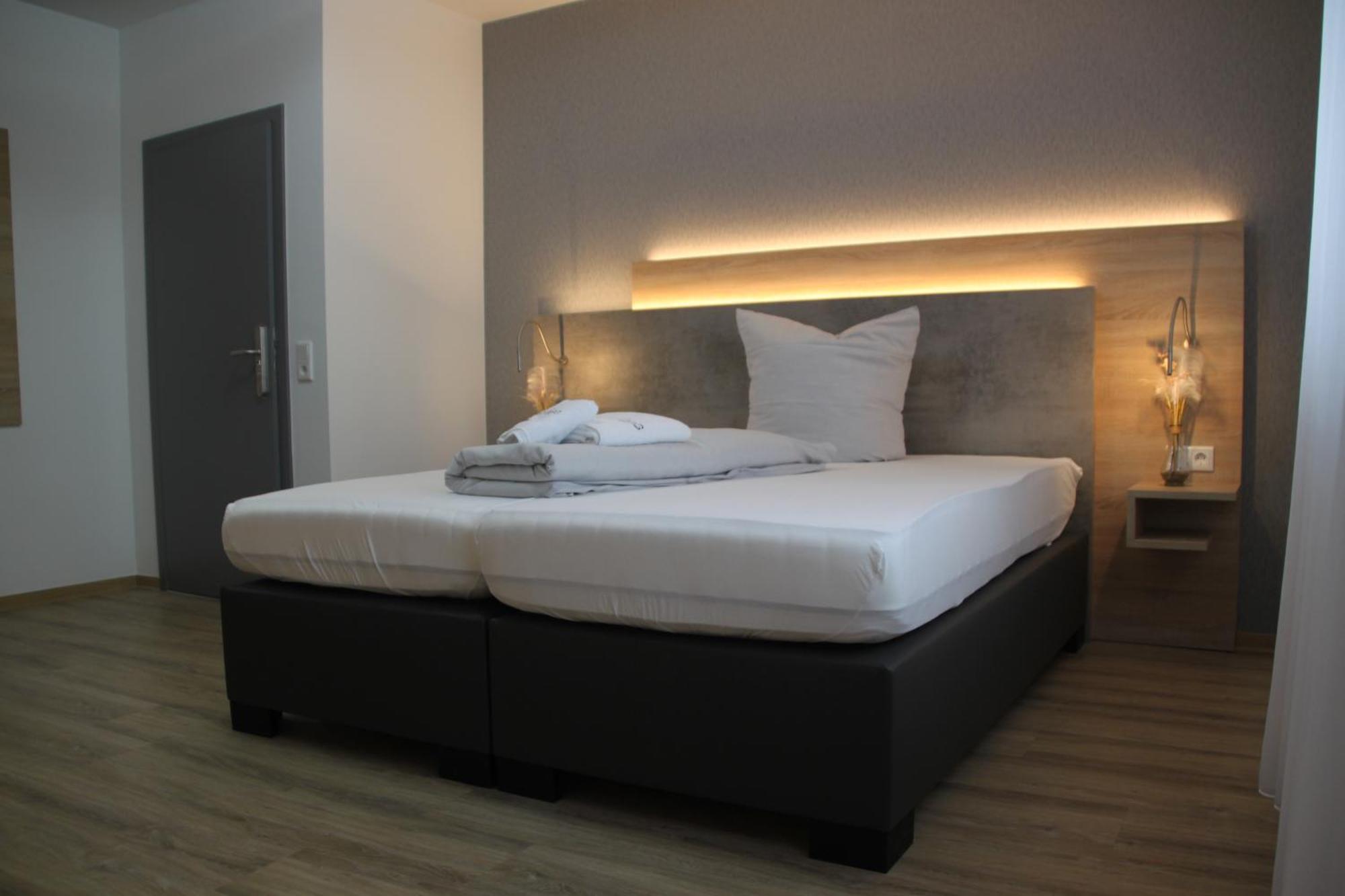 Hotel & Restaurant Am Kirschberg Alten Buseck 外观 照片